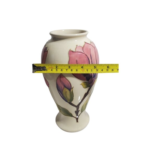 Vintage Moorcroft Magnolia Vase 10.5"– Walter Moorcroft ✨ - Picture 9 of 10